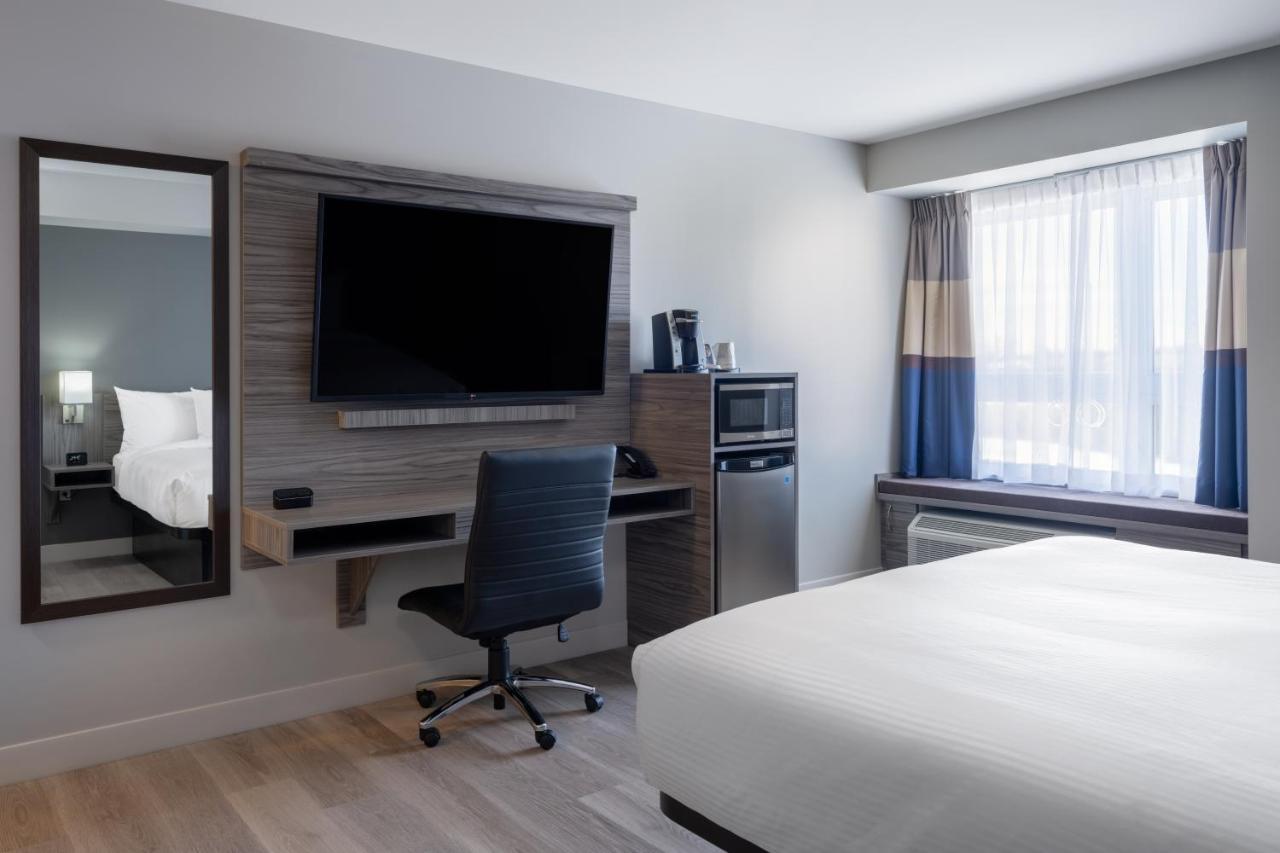 Microtel Inn & Suites By Wyndham Kanata Ottawa West Luaran gambar
