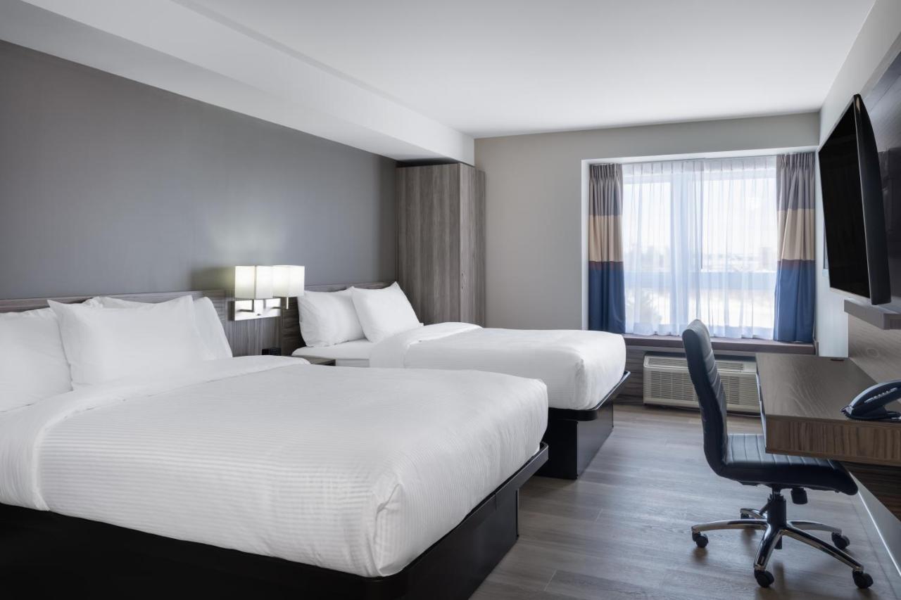 Microtel Inn & Suites By Wyndham Kanata Ottawa West Luaran gambar