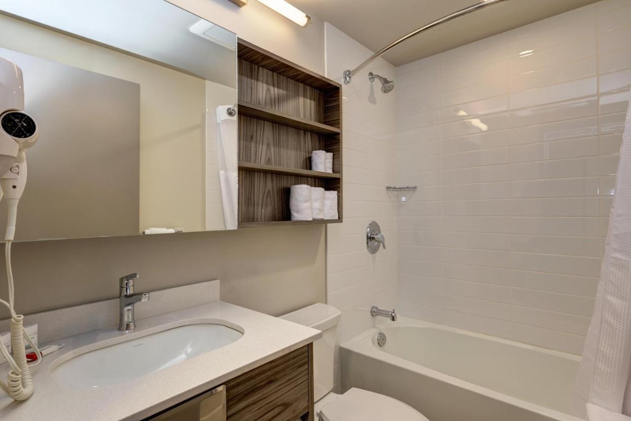Microtel Inn & Suites By Wyndham Kanata Ottawa West Luaran gambar
