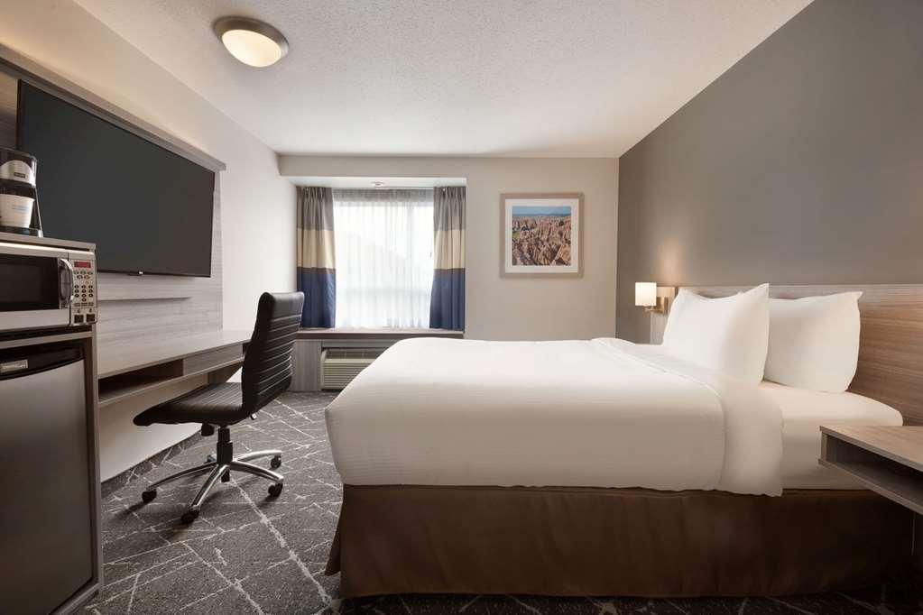 Microtel Inn & Suites By Wyndham Kanata Ottawa West Bilik gambar
