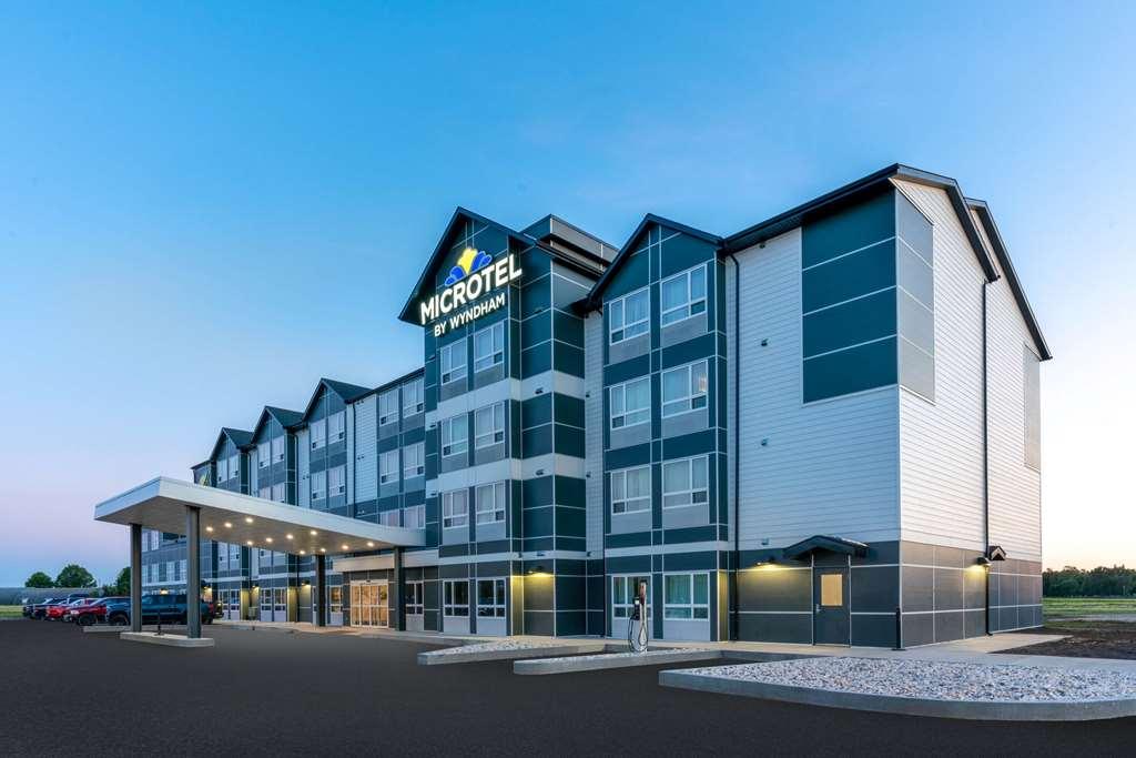 Microtel Inn & Suites By Wyndham Kanata Ottawa West Luaran gambar