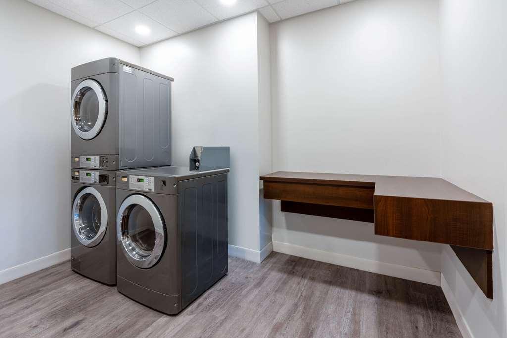 Microtel Inn & Suites By Wyndham Kanata Ottawa West Luaran gambar