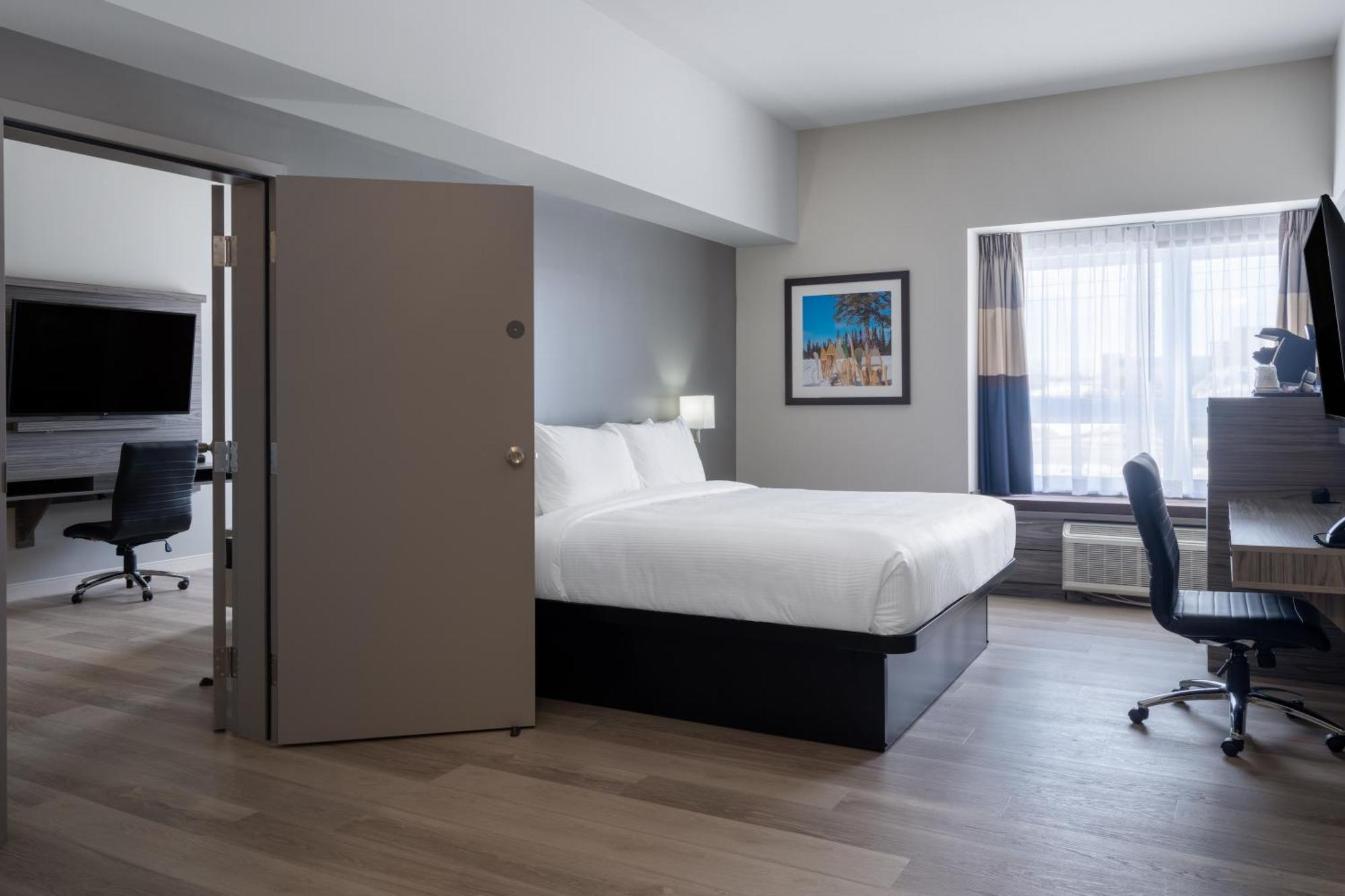 Microtel Inn & Suites By Wyndham Kanata Ottawa West Luaran gambar