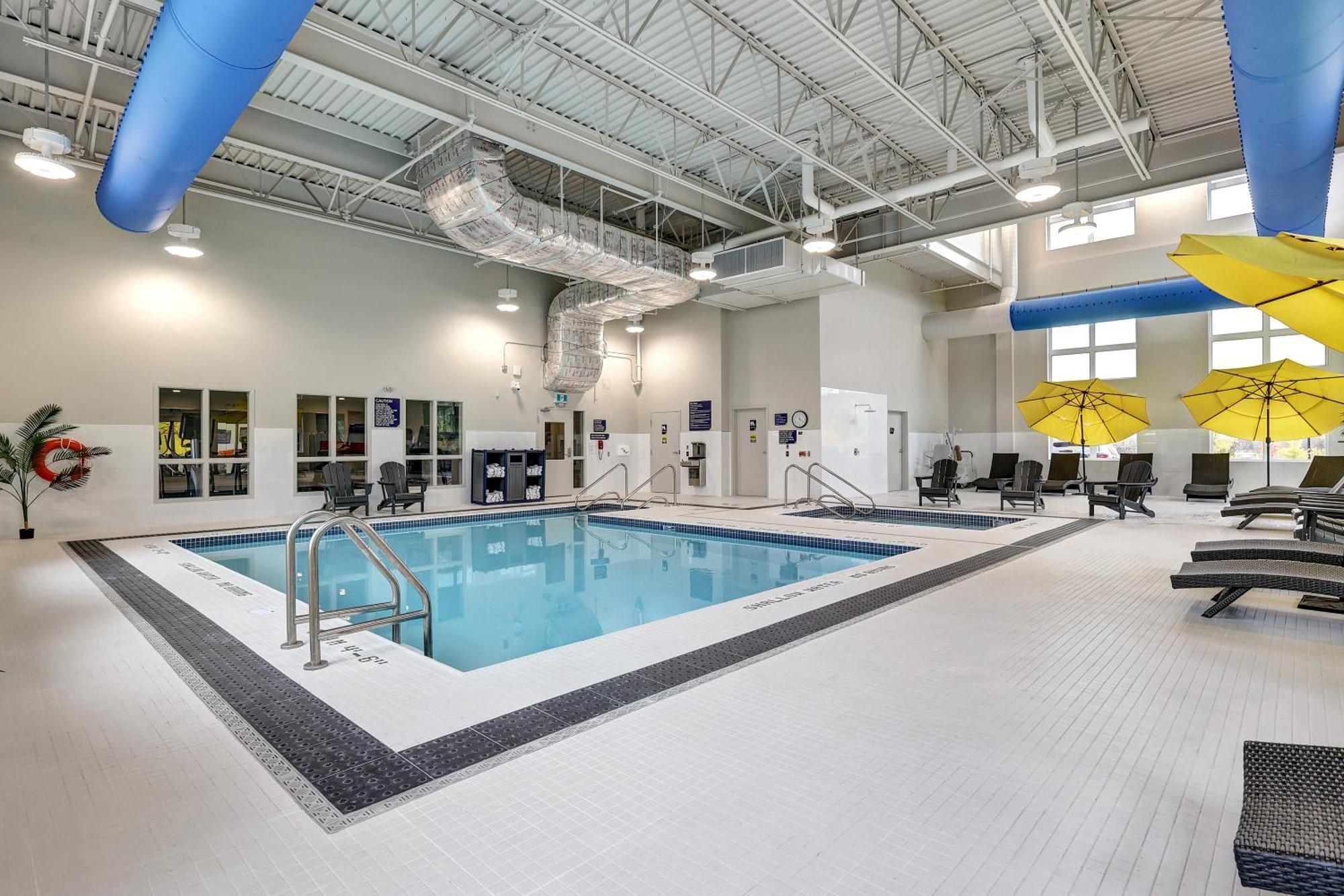 Microtel Inn & Suites By Wyndham Kanata Ottawa West Luaran gambar