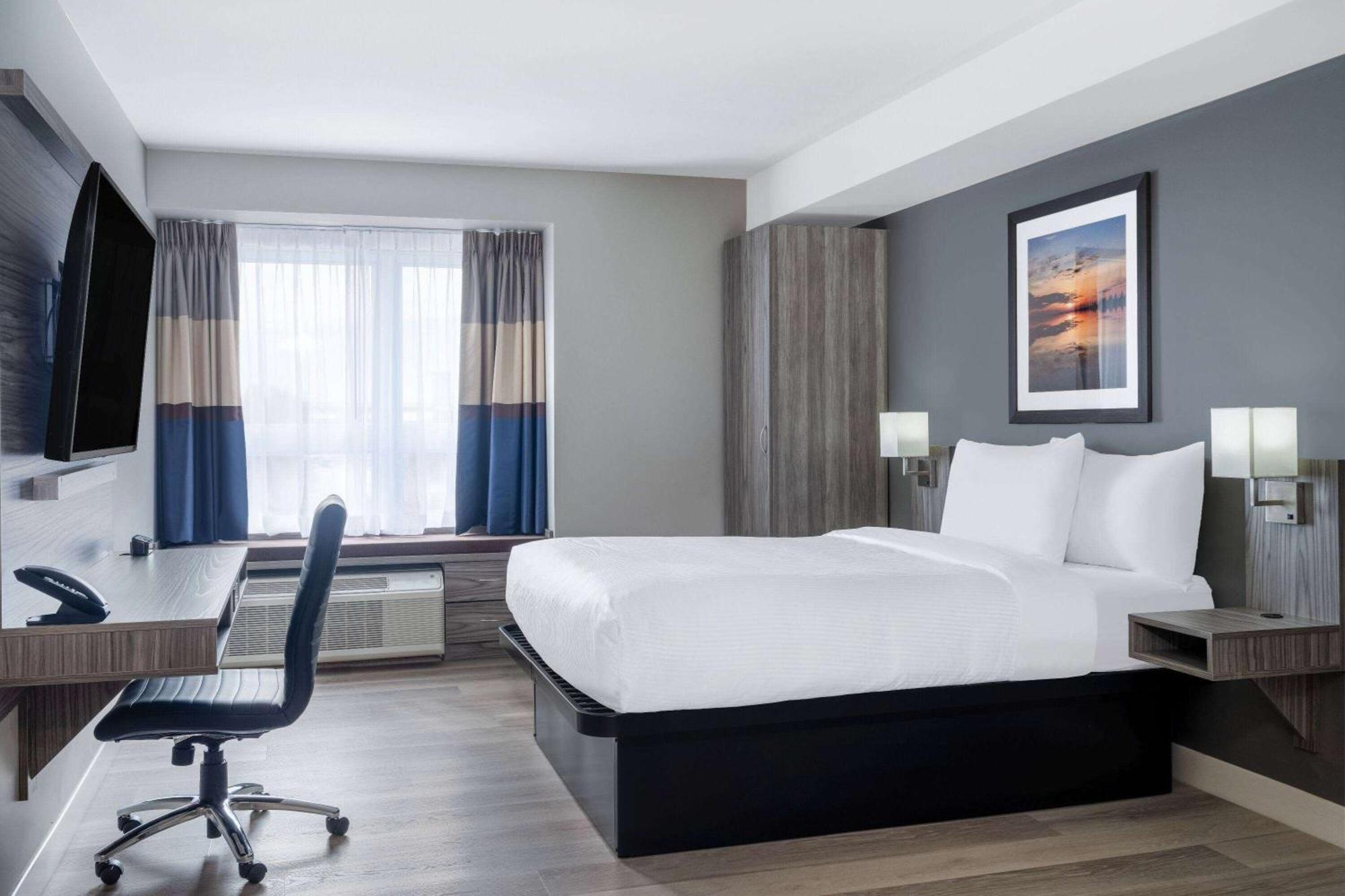 Microtel Inn & Suites By Wyndham Kanata Ottawa West Luaran gambar