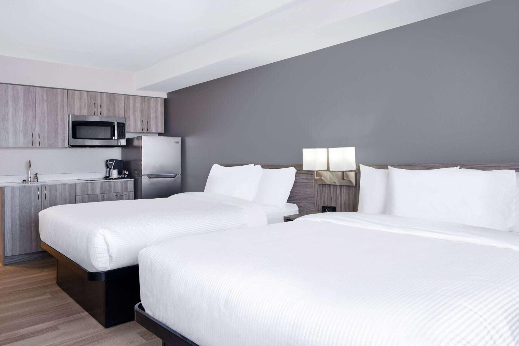 Microtel Inn & Suites By Wyndham Kanata Ottawa West Luaran gambar