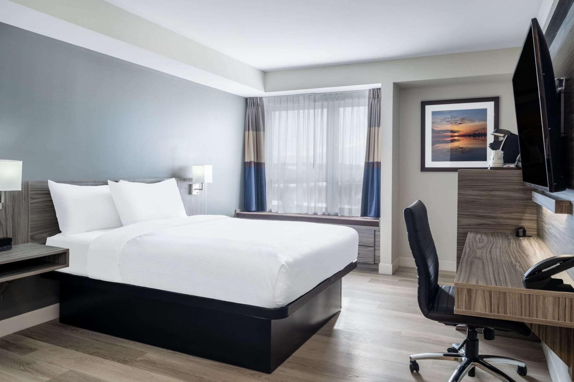 Microtel Inn & Suites By Wyndham Kanata Ottawa West Luaran gambar
